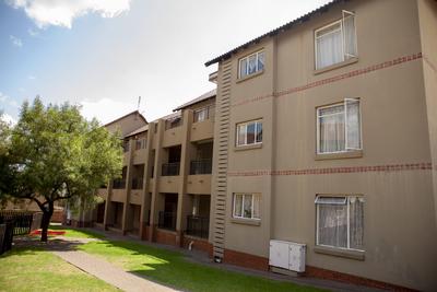 Apartment / Flat For Rent in Reyno Ridge, Witbank